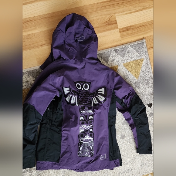 Womens Burton AK Gortex Purple Totem Pole Owl Anorak Ski/Snowboard Coat - Picture 2 of 5